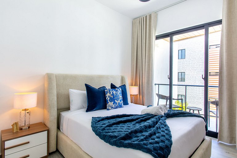2 habitaciones, piscinas, jacuzzi, gimnasio