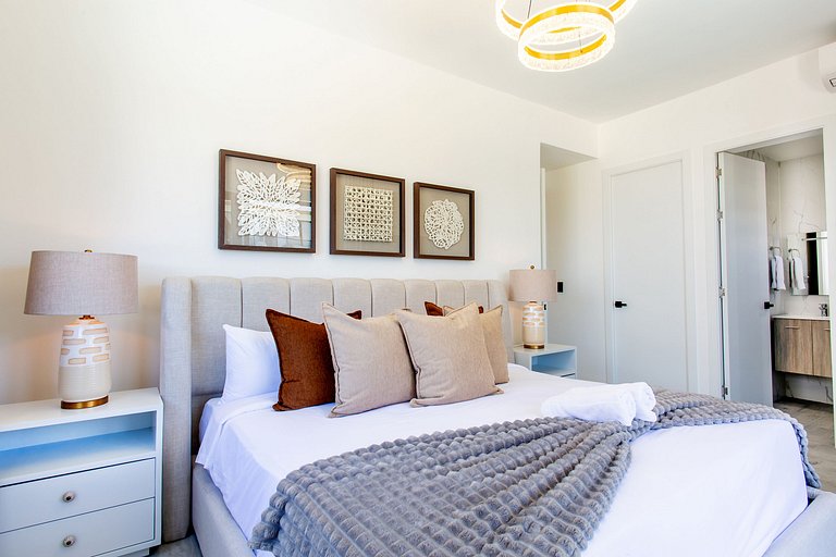 2 habitaciones, piscinas, jacuzzi, gimnasio