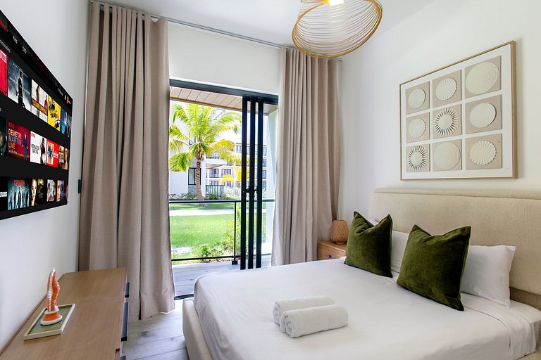 Apartamento en primer nivel con vista a la piscina