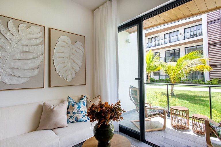 Apartamento en primer nivel con vista a la piscina