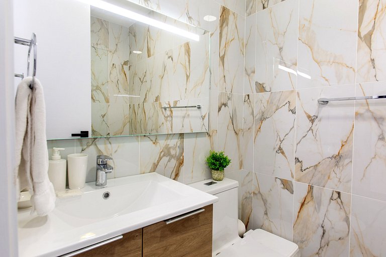 Apartamento en primer nivel con vista a la piscina