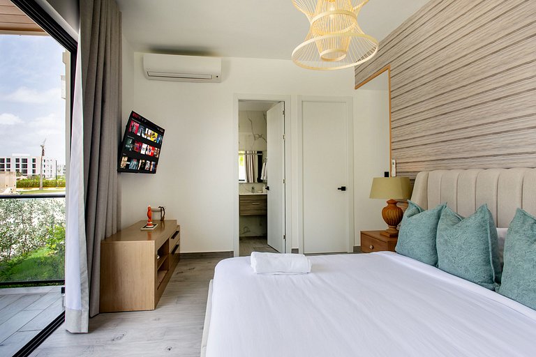 Apartamento en primer nivel con vista a la piscina