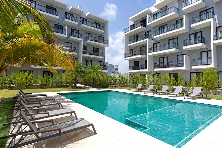 Suite cuarto piso vista piscina Downtown