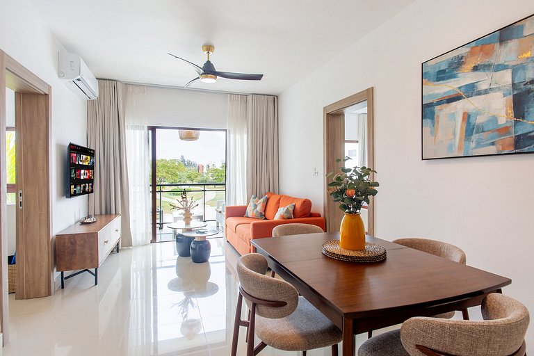 2 habitaciones con vista a piscina y jardín