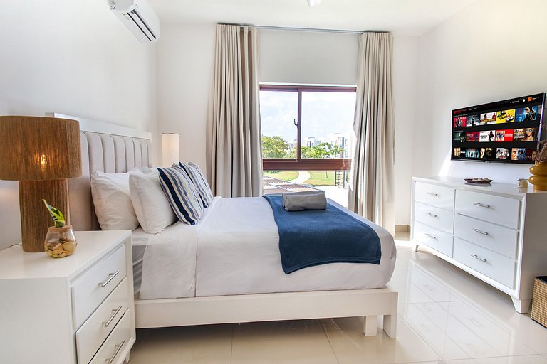 2 habitaciones con vista a piscina y jardín