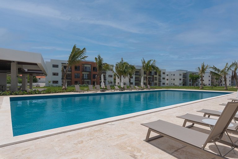 2 habitaciones con vista a piscina y jardín