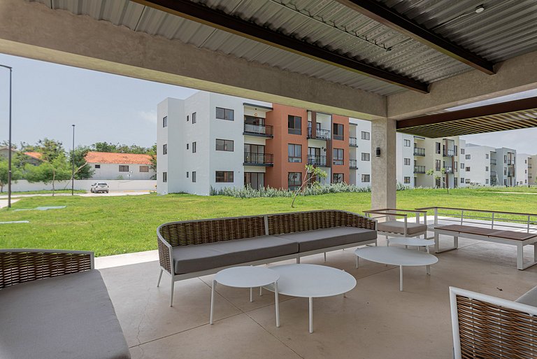 2 habitaciones con vista a piscina y jardín