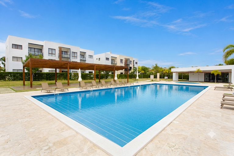 Piscina, gimnasio, playa a 7 minutos